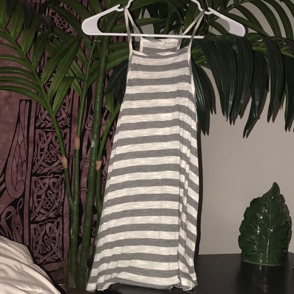 Stripe tank